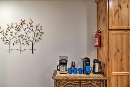 Stunning Treetop Villa - 1 Mi to Mariposa! - image 11
