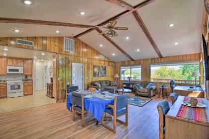 Stunning Treetop Villa - 1 Mi to Mariposa! - image 2