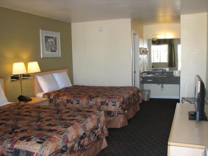 Relax Inn Marlin - image 14