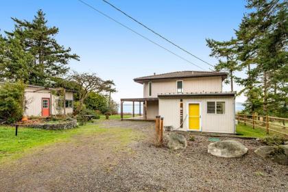 The Artists' Beachhouse - image 2