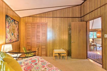 Mountaintop Wolf Laurel Home with Views and Amenities! - image 15