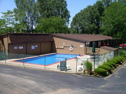 Arbor Inn of Historic Marshall - image 6