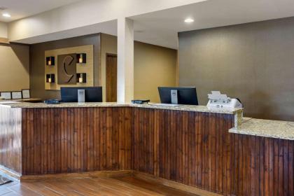 Comfort Inn Marshall Station - image 10