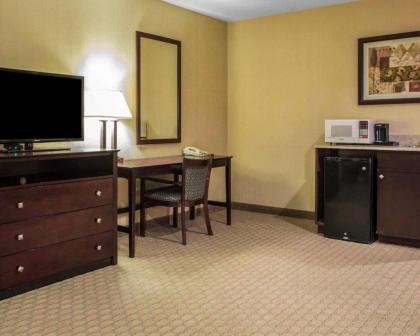 Quality Inn Marshfield - image 8