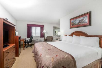 Baymont by Wyndham Marshfield - image 14