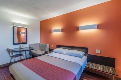 Motel 6-Martinsburg WV - image 9