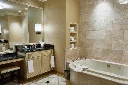 Hollywood Casino St. Louis - image 14