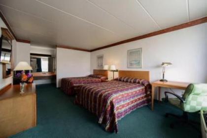 Rodeway Inn - image 4