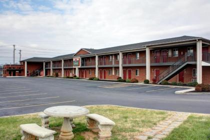 Luxbury Inn & Suites - image 8