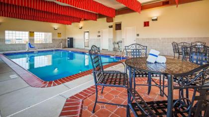 Best Western Plus MidAmerica Hotel - image 2