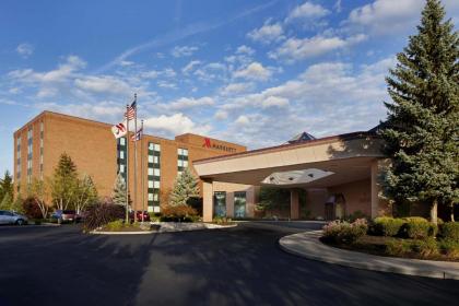 Marriott Cincinnati Northeast - image 1