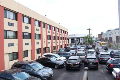 JFK Inn - main image