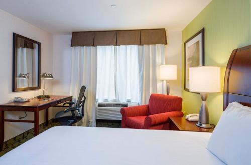Hilton Garden Inn Queens/JFK - image 5