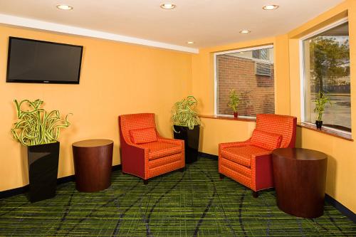 Fairfield Inn by Marriott New York LaGuardia Airport/Flushing - image 3