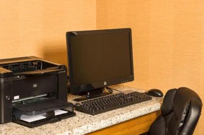 Fairfield Inn by Marriott New York LaGuardia Airport/Flushing - image 5