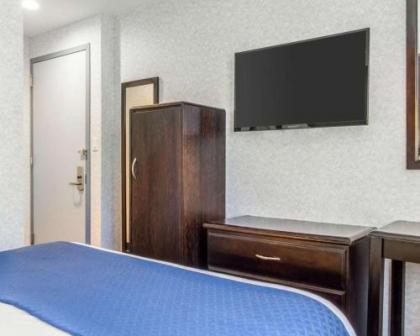 Paramount Inn - image 2