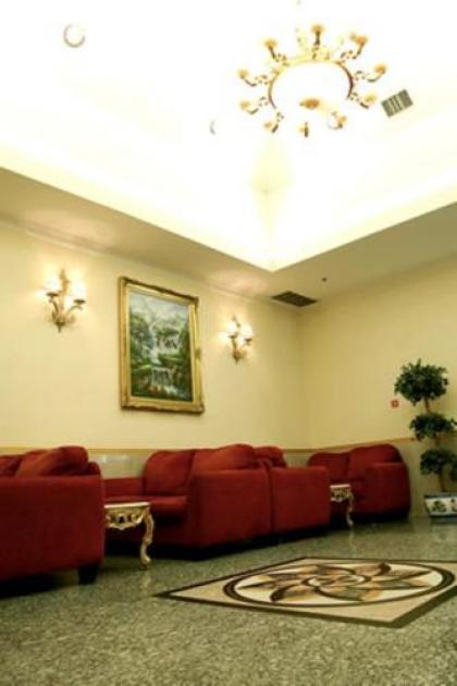 Flushing Hotel - image 2