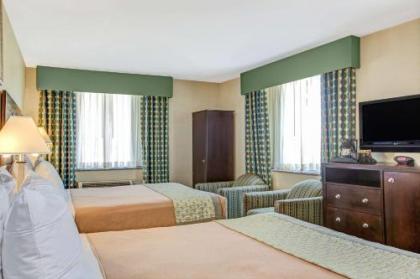 Hillcrest Hotel Near JFK Airtrain - image 3