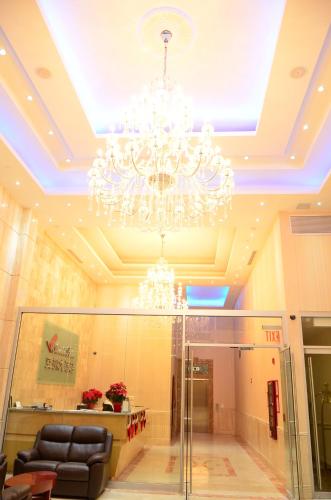 Asiatic Hotel - Flushing - image 2