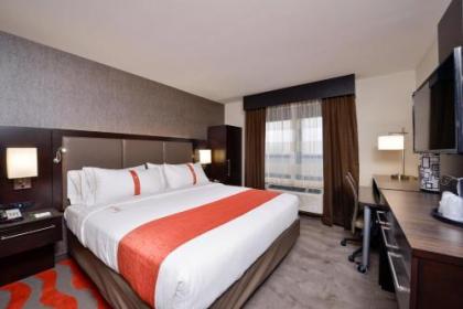 Holiday Inn New York-JFK Airport Area - image 3
