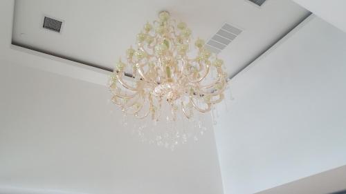 The Queens Hotel - image 5