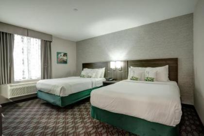 LeTap Hotel near AirTrain JFK Airport - image 3