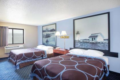 Super 8 by Wyndham Massena NY - image 8