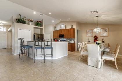 Enchanted Views Wondrous Memories Water Views with Heated Pool & Spa - image 15
