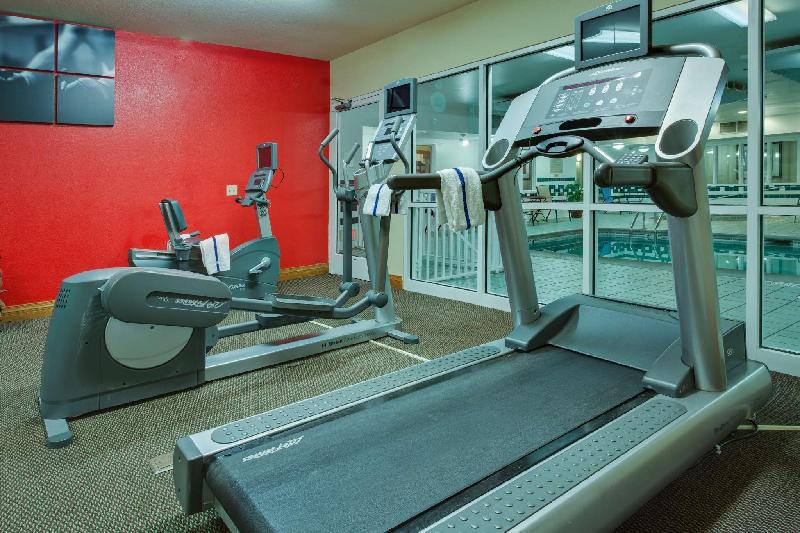 Travelodge by Wyndham Matteson - image 7