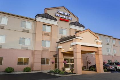 Fairfield Inn  Suites by marriott toledo maumee maumee