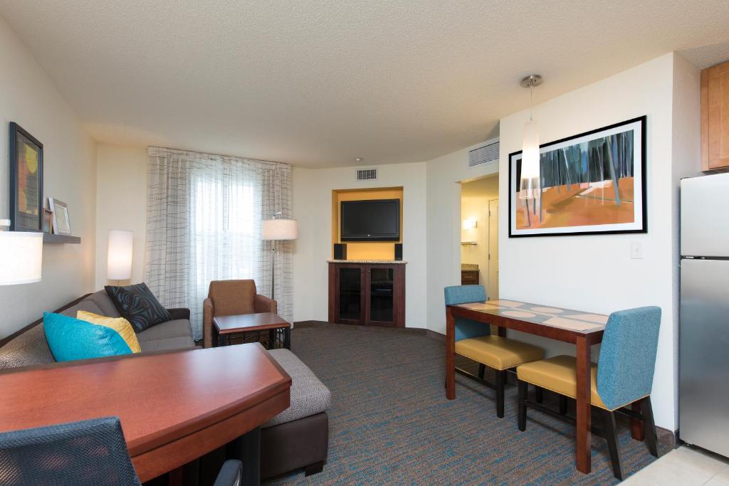 Residence Inn Toledo Maumee - image 5