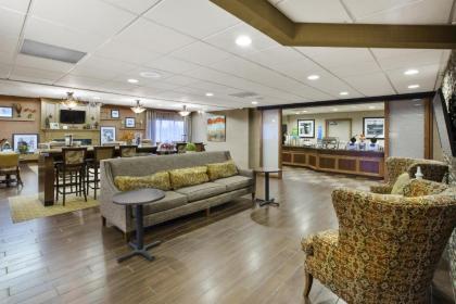 Hampton Inn Toledo-South/Maumee - image 8