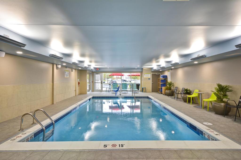 Home2 Suites By Hilton Maumee Toledo - image 5