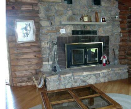 Pleasant_View_Log_Haus - image 6