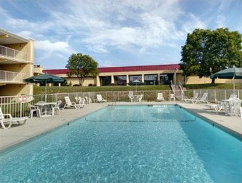 Days Inn by Wyndham Maysville Kentucky - image 2
