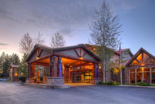 Holiday Inn Express Hotel & Suites McCall-The Hunt Lodge an IHG Hotel - main image