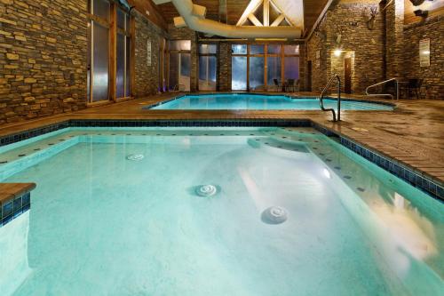 Holiday Inn Express Hotel & Suites McCall-The Hunt Lodge an IHG Hotel - image 4