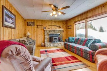 Buckhorn Cabin Bed And Breakfast