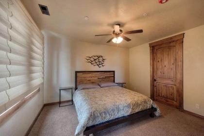 TimberCrest Downtown Lakeview Condo South by Casago McCall - Donerightmanagement - image 7