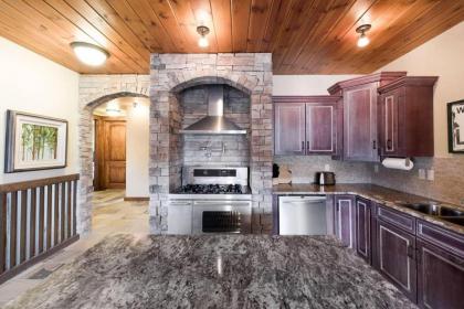 TimberCrest Downtown Lakeview Condo South by Casago McCall - Donerightmanagement - image 9
