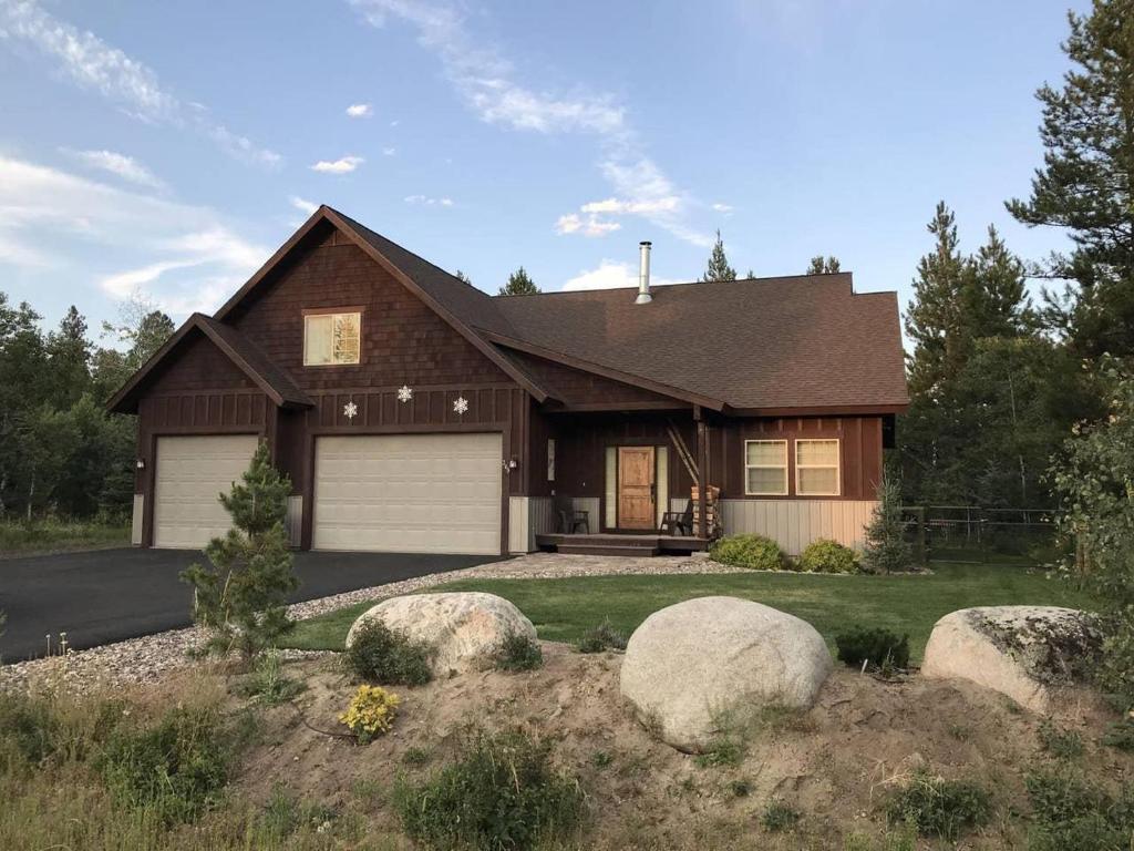TJ'S MOUNTAIN HAUS by Casago McCall - Donerightmanagement - main image