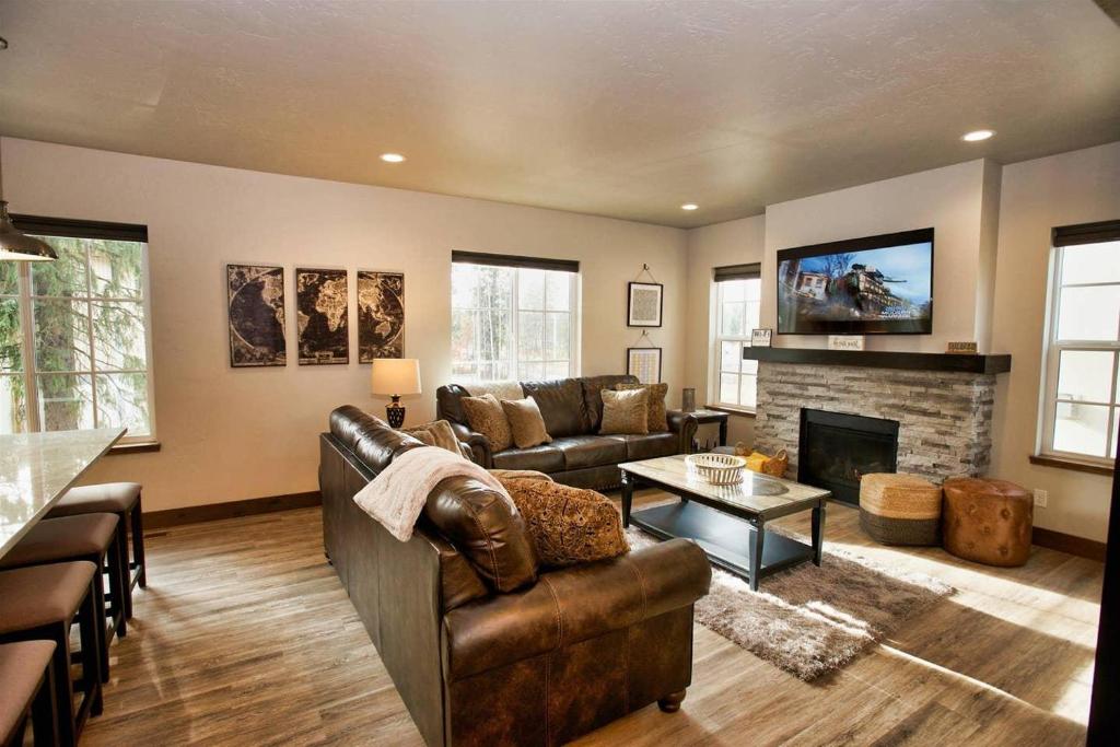 Suite Retreat by Casago McCall - Donerightmanagement - image 3