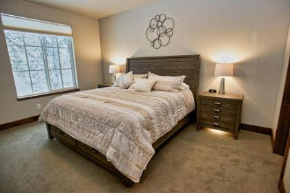Silverpine Hideaway by Casago McCall - Donerightmanagement - image 9