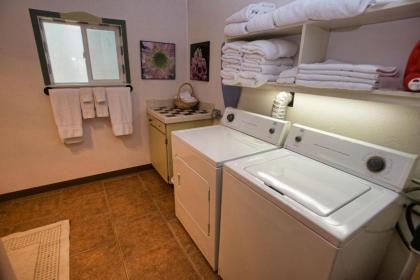 Cottage Inn by Casago McCall - Donerightmanagement - image 10