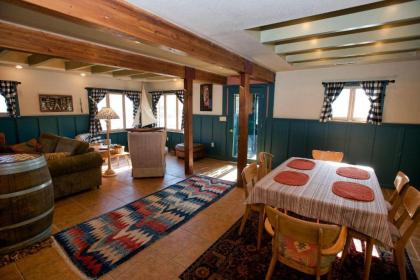 Cottage Inn by Casago McCall - Donerightmanagement - image 12