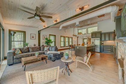 Falcons Nest by Escape to Blue Ridge - image 11