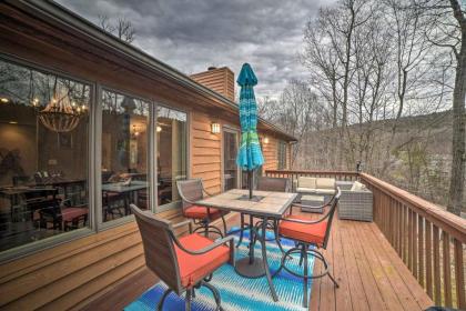 Recently Renovated Massanutten Home with Game Room! - image 15