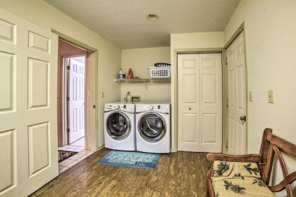 Recently Renovated Massanutten Home with Game Room! - image 6