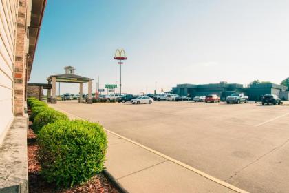 Super 8 by Wyndham McLean/Bloomington SW - image 12