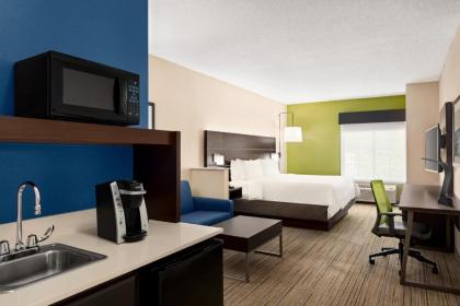 Holiday Inn Express Hotel & Suites McAlester an IHG Hotel - image 11